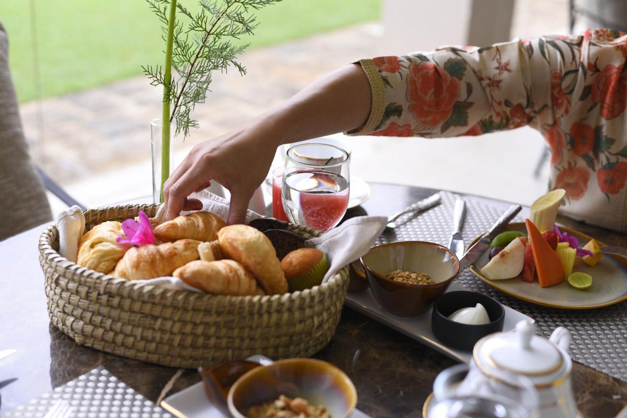 The Bellwood Manor Hotel Нувара Елия Екстериор снимка